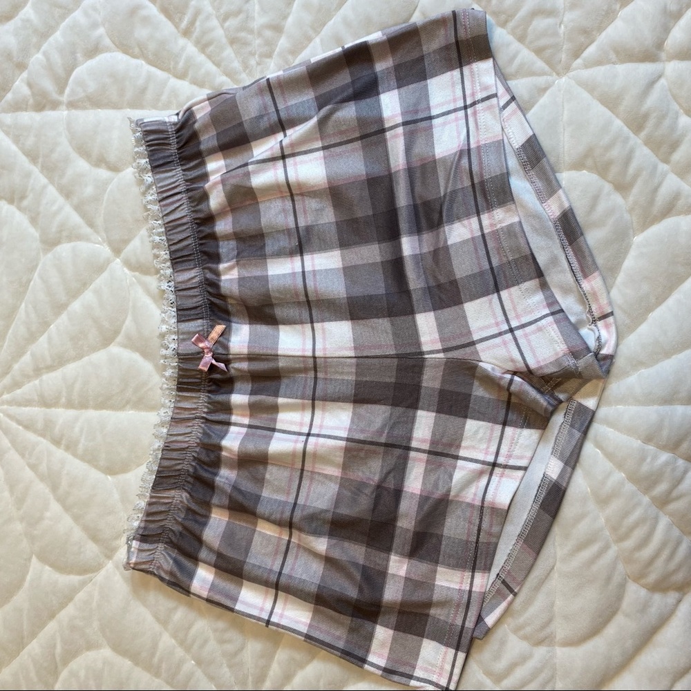super soft  Pj short with lace trim